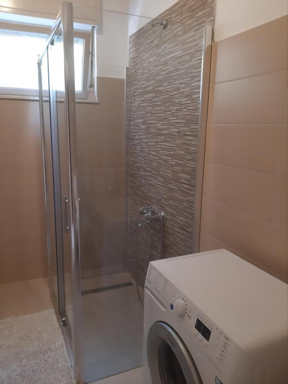 Apartament Kadmen *