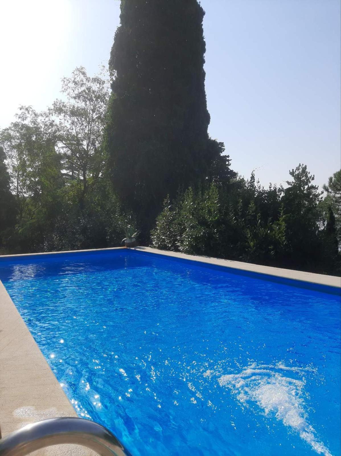 Apartament Kadmen *