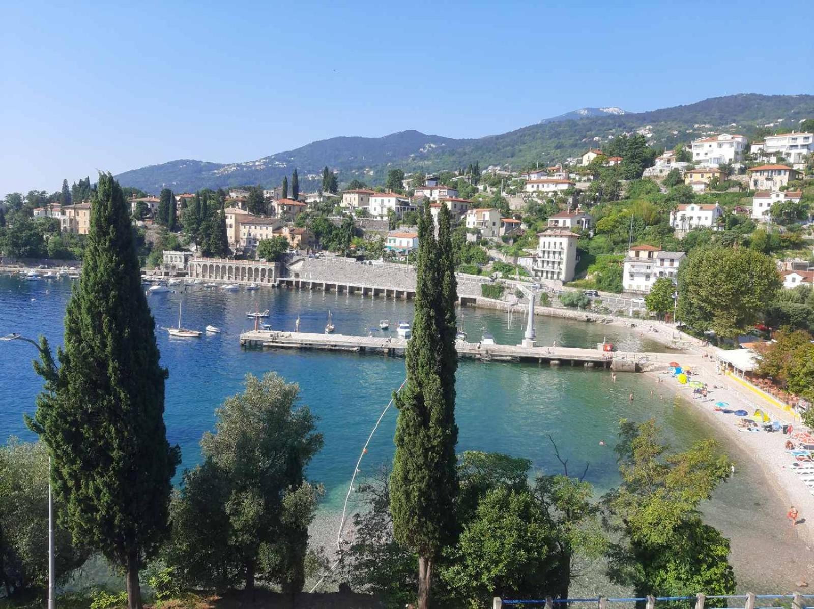 Apartament Kadmen Ika