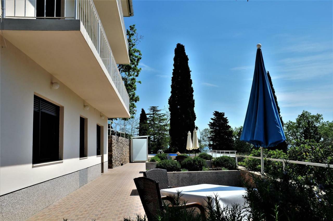 Kadmen Apartament *